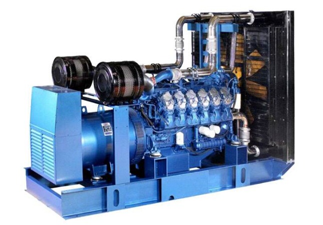 阳原康明斯30kw小型柴油二手发电机组 阳原康明斯30kw小型柴油二手发电机组